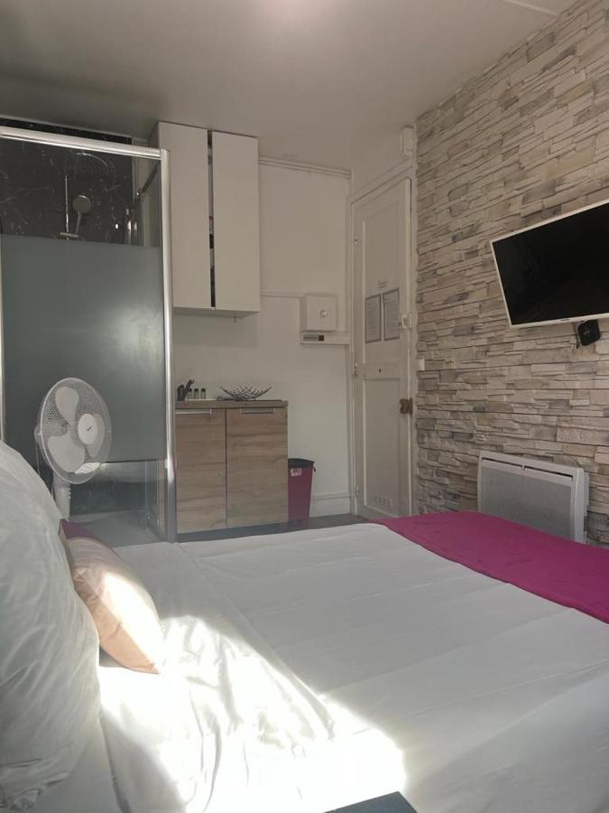 Petit Studette Sous Le Toit In The Heart Of The Fashion And Luxury District Appartement *